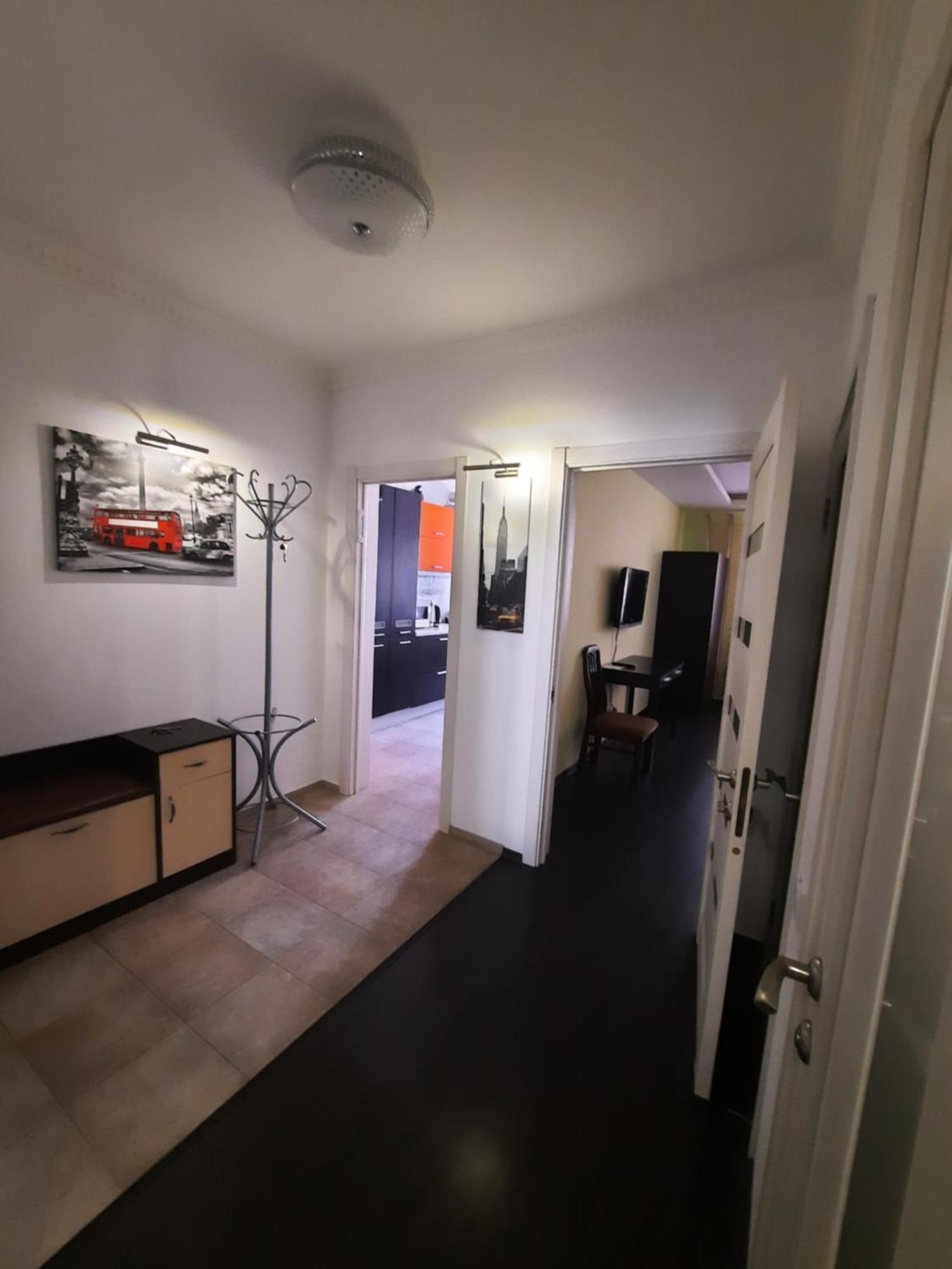 шикарная 2к парк 70м Apartment Irpin