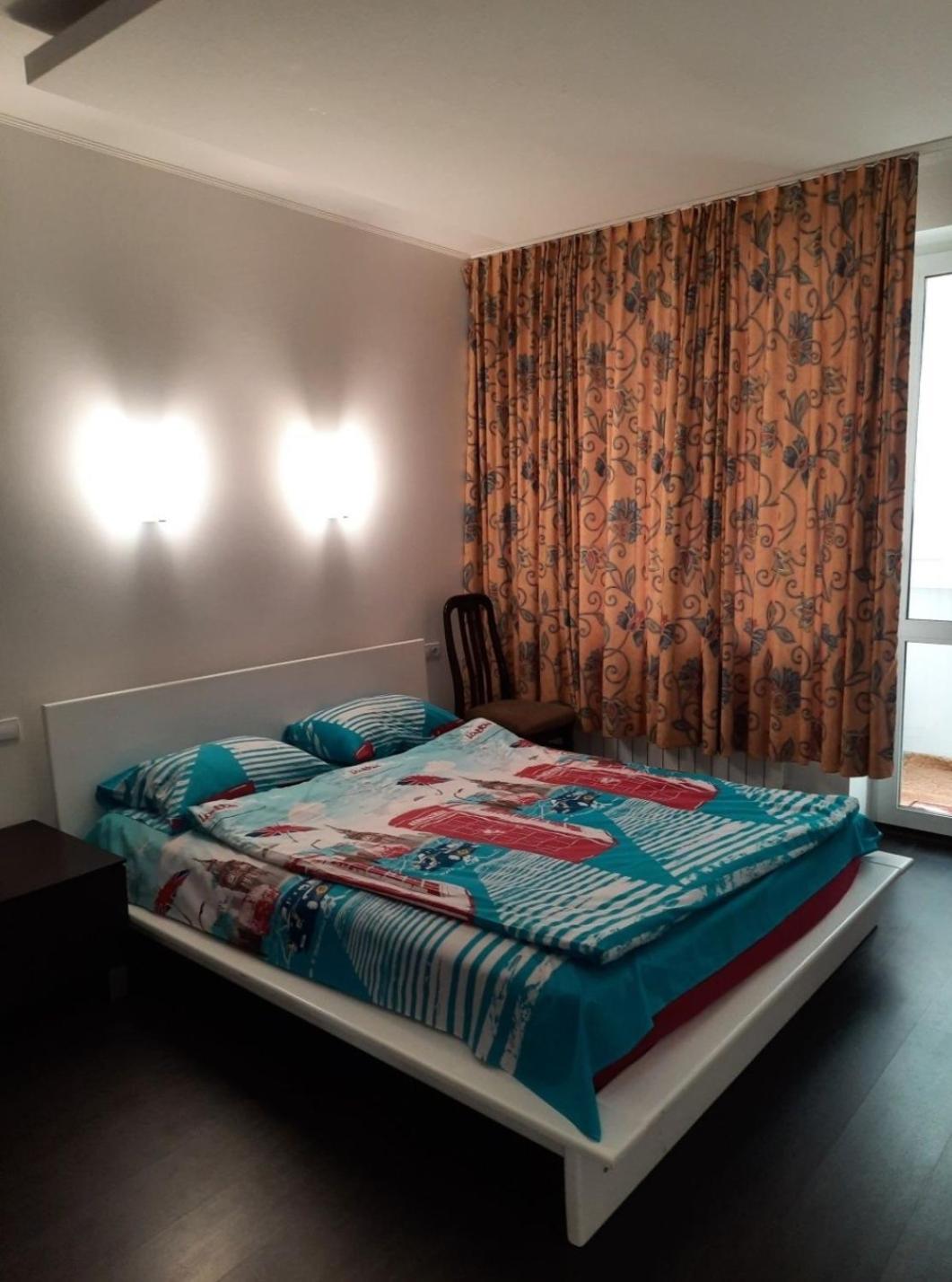 шикарная 2к парк 70м Apartment Irpin